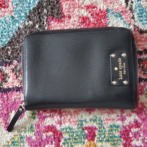 kate spade ♠️ Wellesley Personal Organizer Wallet Planner Agenda - Picture 1 of 8